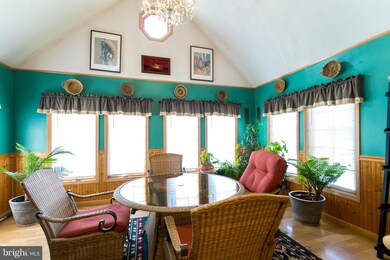 802 Martin Rd, Essex, MD 21221 - photo 5