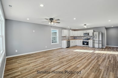 1355 E Bias Ln, Centralia, MO 65240 - photo 2