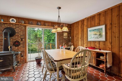 1062 Edgewood Chase, Glen Mills, PA 19342 - photo 5