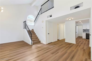 2332 Valley Dr, Las Vegas, NV 89108 - photo 6