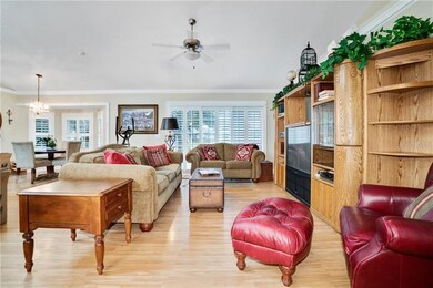Vaulted ceilings, crown molding, plantation shutte