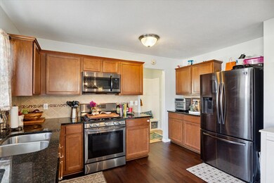13-1232-Ellery-Grove-Ct-WindowStill-36-2