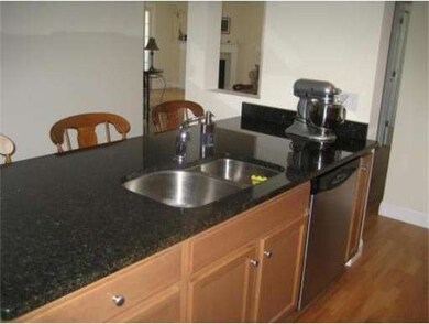 19 Broad St unit 307, Merrimac, MA 01860 - photo 4