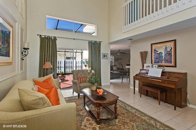 SPACIOUS LIVING ROOM