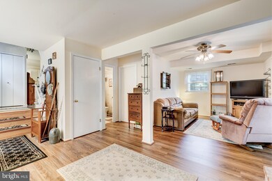 516 Tanglewood Dr, Sykesville, MD 21784 - photo 6