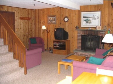Living & dining area