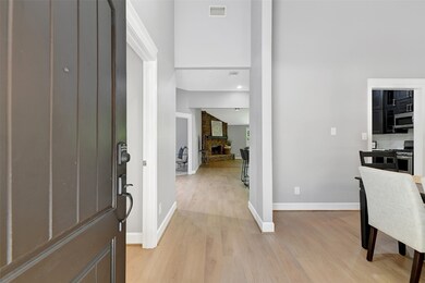 1303 Yorkshire Dr, Friendswood, TX 77546 - photo 2