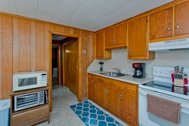 109 Sewall St unit 113, Ludlow, MA 01056 - photo 5