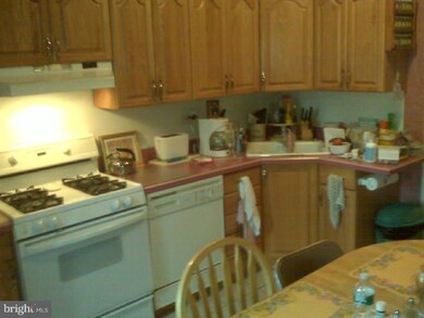 4482-84 Edgemont St, Philadelphia, PA 19137 - photo 6