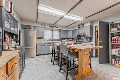 400 N Logan St, New Holland, IL 62671 - photo 6