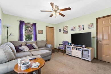 1006 Baretta Ct, Aurora, MO 65605 - photo 6