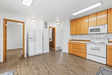 7- Kitchen