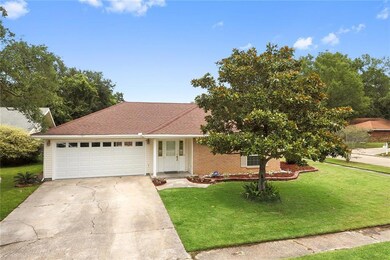 202 Canberra Ct, Slidell, LA 70458 - photo 2