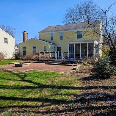 unlisted-address, Wheaton, IL 60187 - photo 4