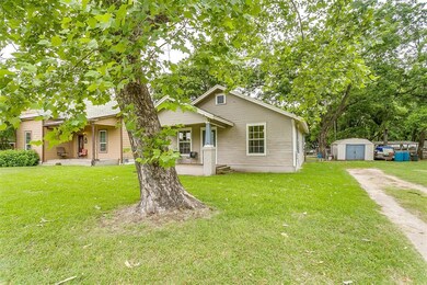 306 N Washington St, Cleburne, TX 76031 - photo 2