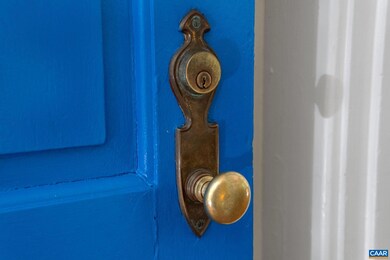 420 Altamont St, Charlottesville, VA 22902 - photo 7