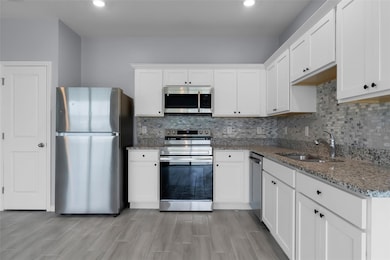 5915 Piney Shrub Place, Saint Cloud, FL 34771 - photo 7