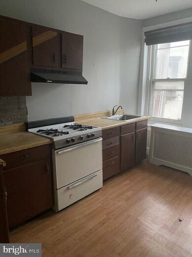 4341 Main St unit 2, Philadelphia, PA 19127 - photo 6