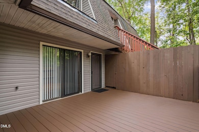 168 Summerwalk Cir unit 168, Chapel Hill, NC 27517 - photo 2