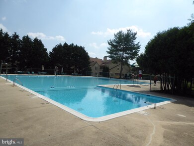 11330 Appledowre Way, Germantown, MD 20876 - photo 4