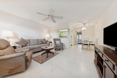 116 Windsor F unit 116, West Palm Beach, FL 33417 - photo 2