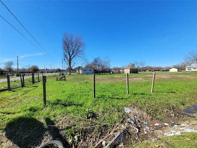 1902 Ferguson Way, Houston, TX 77088 - photo 4