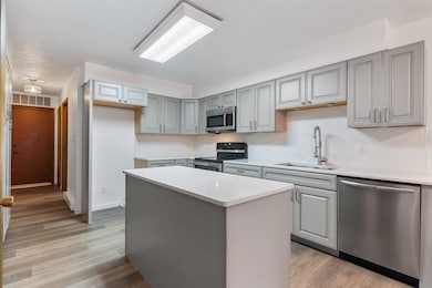 1155 8th St, Jesup, IA 50648 - photo 4