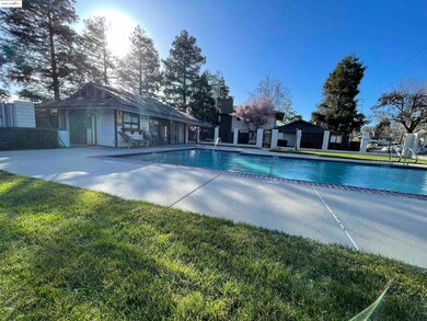 2416 Shadow Ln unit 74, Antioch, CA 94509 - photo 6