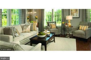 932 Magnolia Blossom Ct, Sykesville, MD 21784 - photo 2