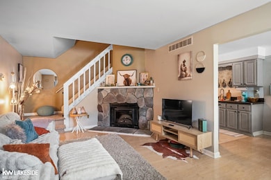 34697 E Wilma Ct, Chesterfield, MI 48047 - photo 4