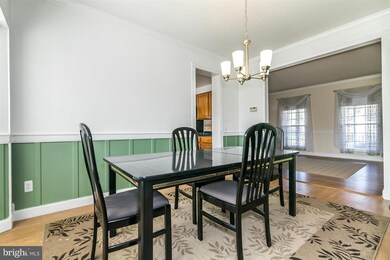 9569 Oakenshaw Dr, Manassas, VA 20110 - photo 7