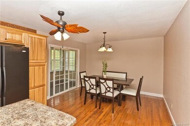 Dining room to sceened porch.