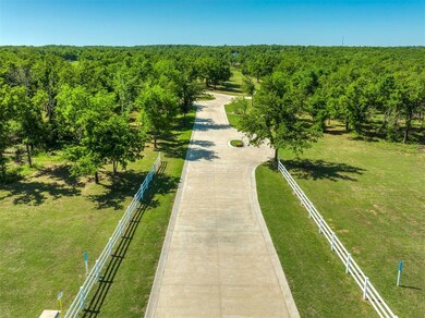 Drone / aerial view featuring a rural view