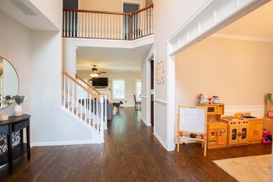 2-Story Foyer