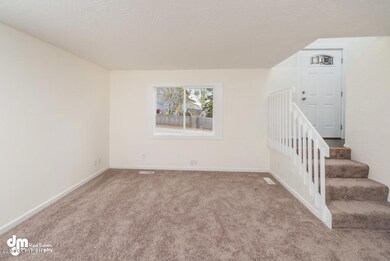 Living Room-DAVEJ-5552-SMALL