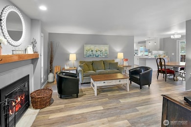 20056 Lysir Ct NE, Poulsbo, WA 98370 - photo 2