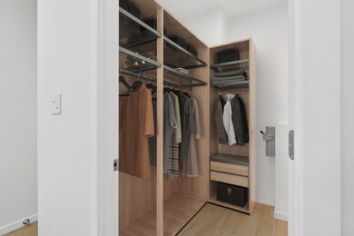 376 West St unit GB, New York, NY 10014 - photo 7