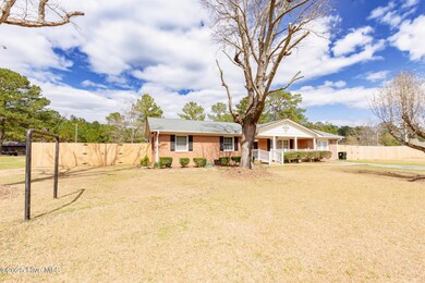 2122 N Parker Rd, Jacksonville, NC 28546 - photo 4