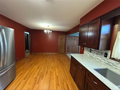 3615 Doniphan Ave, Saint Joseph, MO 64507 - photo 5