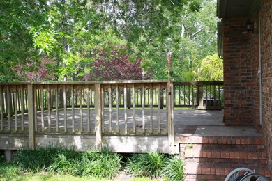 112 Columbia Dr, Jacksonville, NC 28546 - photo 7