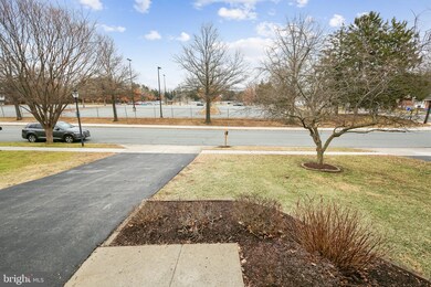 9802 Darcy Forest Dr, Silver Spring, MD 20910 - photo 2