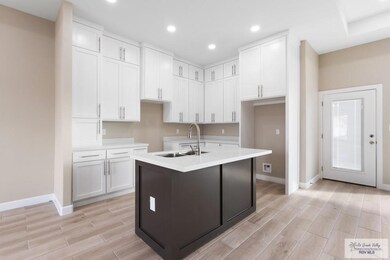 2353 W Dorcas Cir, Brownsville, TX 78521 - photo 4