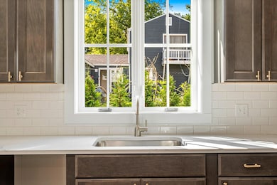 21 Magnolia Ln unit 21, Gardiner, ME 04345 - photo 3