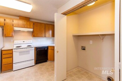 1413-1415 S Holly St, Nampa, ID 83686 - photo 4