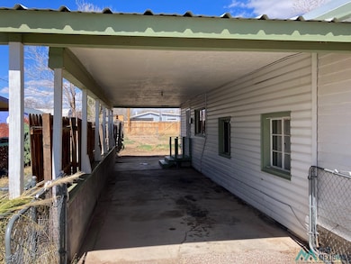 713 Charles St, Truth Or Consequences, NM 87901 - photo 2