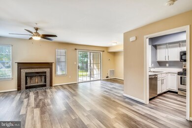 20023 Gateshead Cir, Germantown, MD 20876 - photo 2