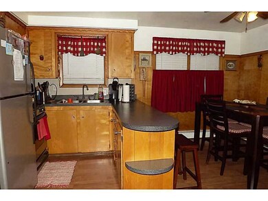 29 Wainwright St, Providence, RI 02908 - photo 3