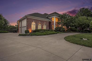 686 N 164th St, Omaha, NE 68118 - photo 6