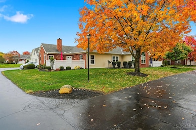 8444 Waterleaf Ln unit 8444, West Chester, OH 45069 - photo 2