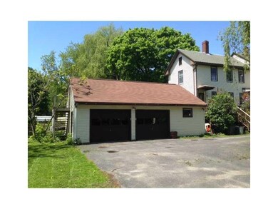 Garage.